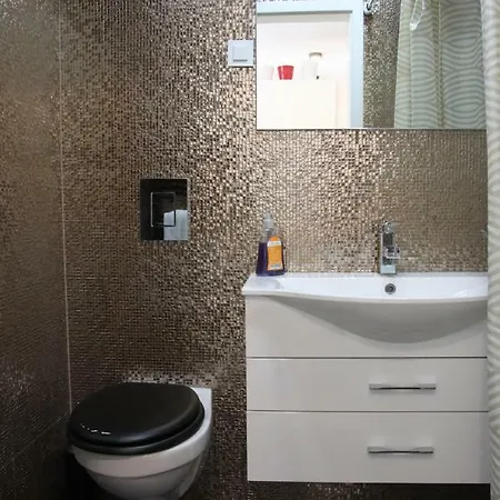 ★exquisite African Pleasure★ Free Parking ★local Appartement